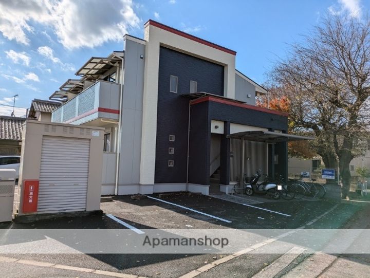 ラ・トピアの外観