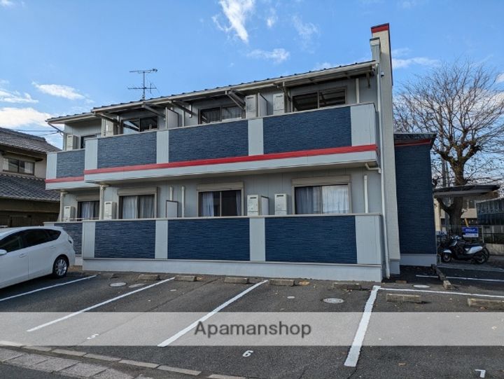 ラ・トピアの外観