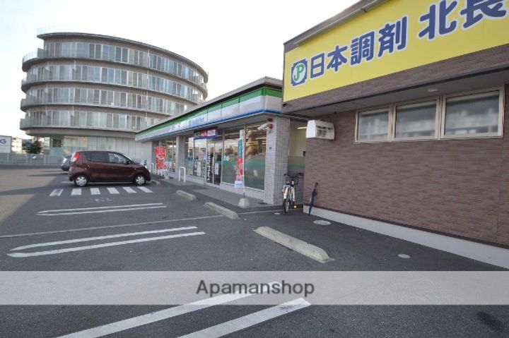 ソフィアOSKの周辺