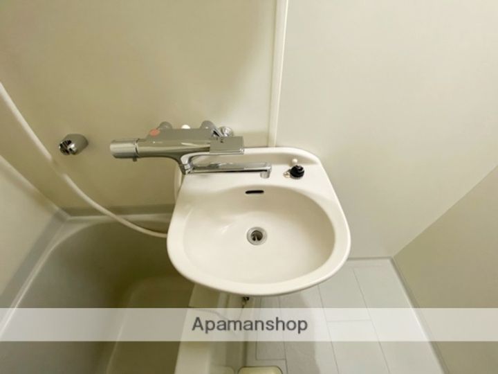 岡山県岡山市北区下中野の賃貸マンションの内装