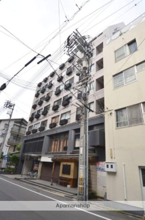 スプランドゥール中山下803の外観