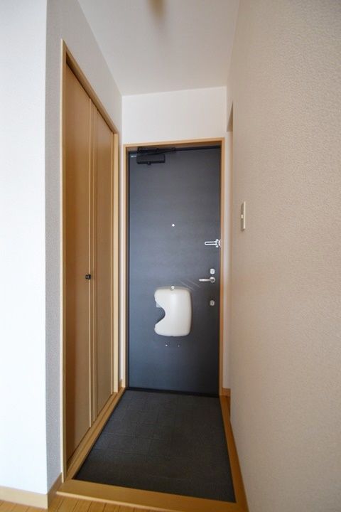 ユピテル石井の玄関