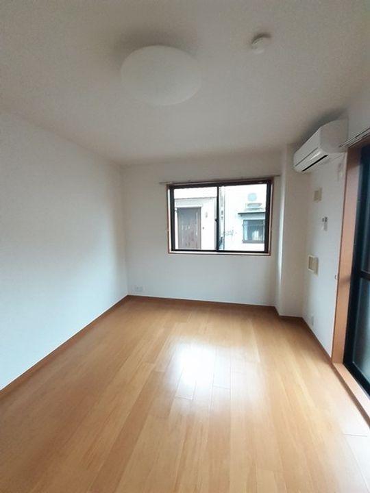 ミルトニアのその他画像