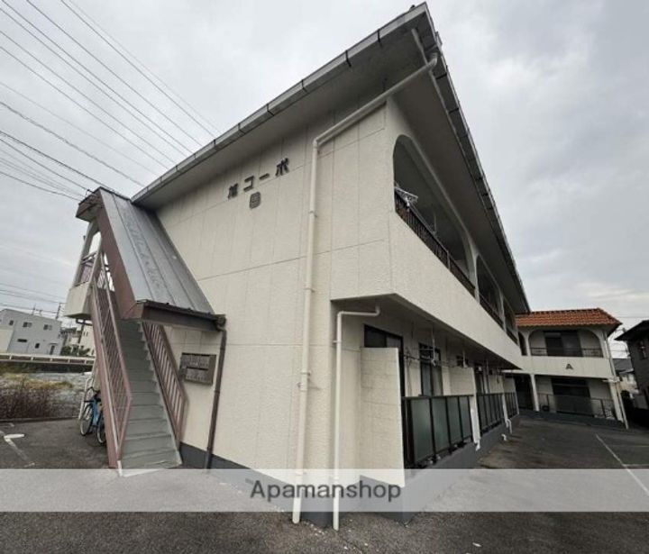 旭コーポ B棟22の外観