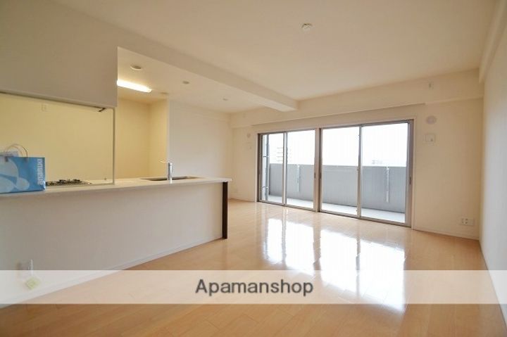 岡山県岡山市北区鹿田町1丁目の賃貸マンションの内装