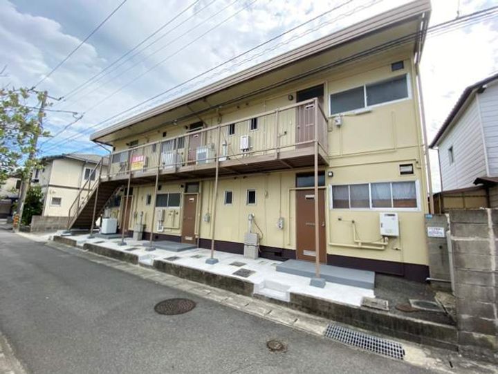 ル・クール緑町の外観