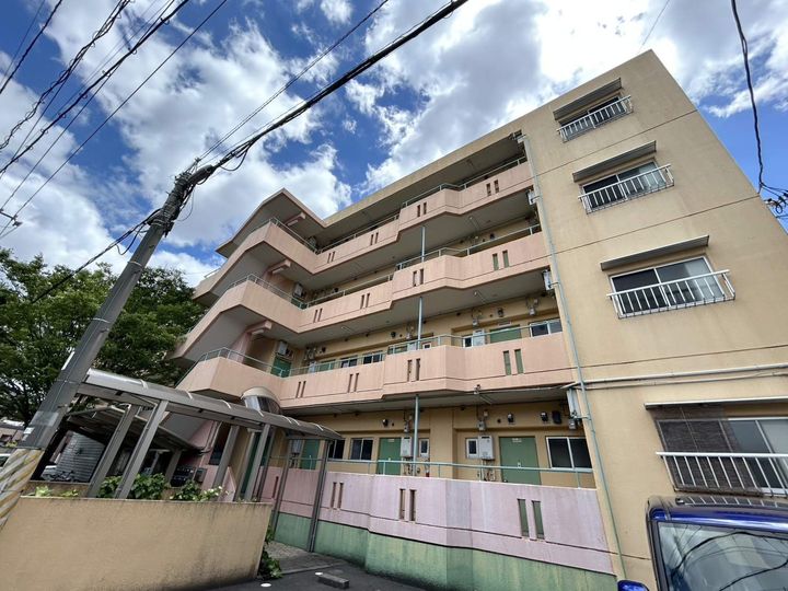 チェルシー青江東203の外観