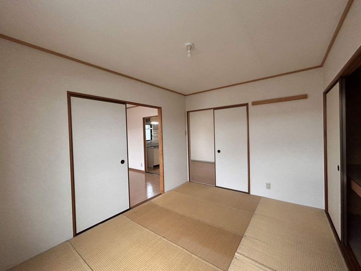 エントピア虫明の内装