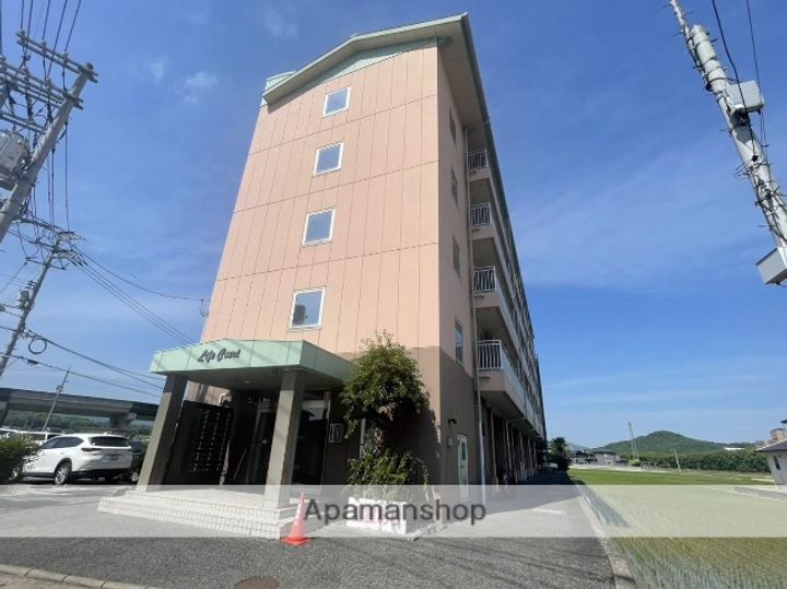 ライフコートの外観