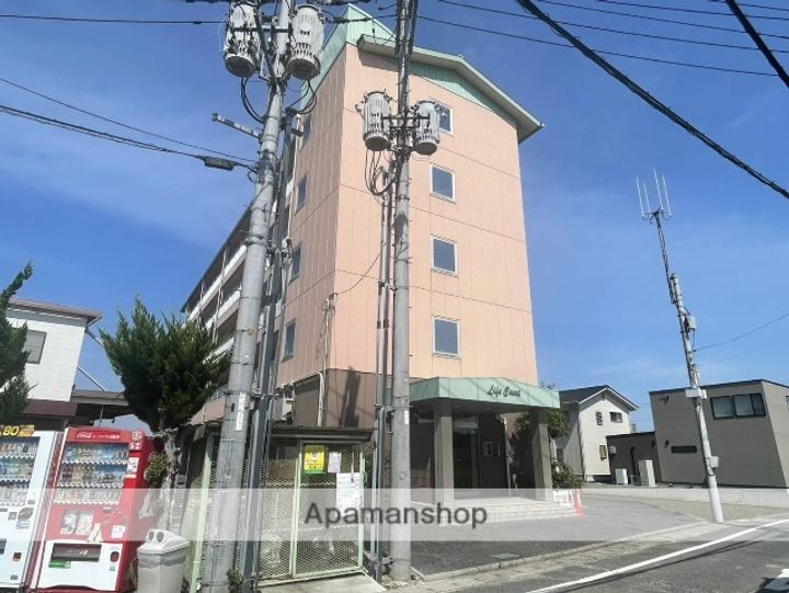 ライフコートの外観