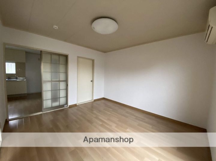 サンベルテ101の居間