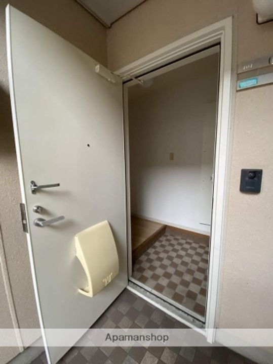 サンベルテ101の玄関