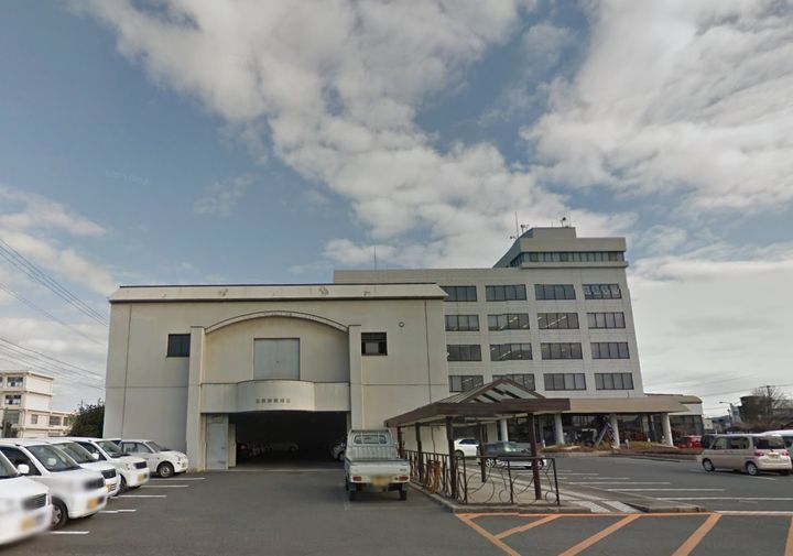 レオパレスコマンダーの周辺