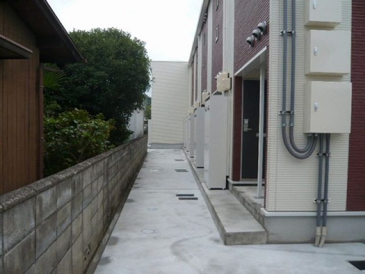 レオネクストBAKUROCHOの玄関