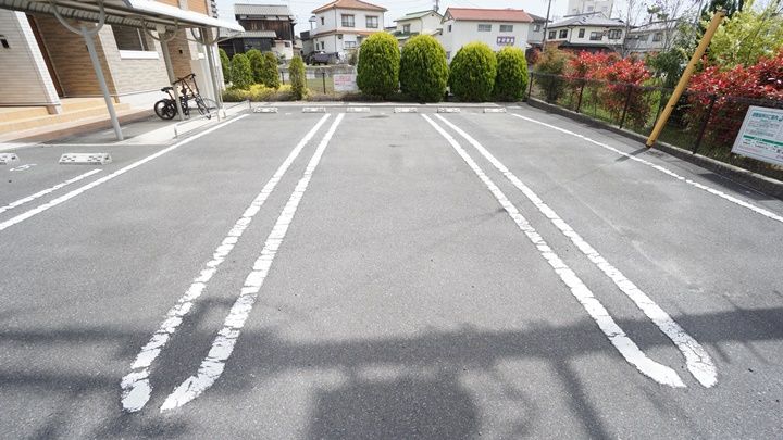 ブライトのその他画像