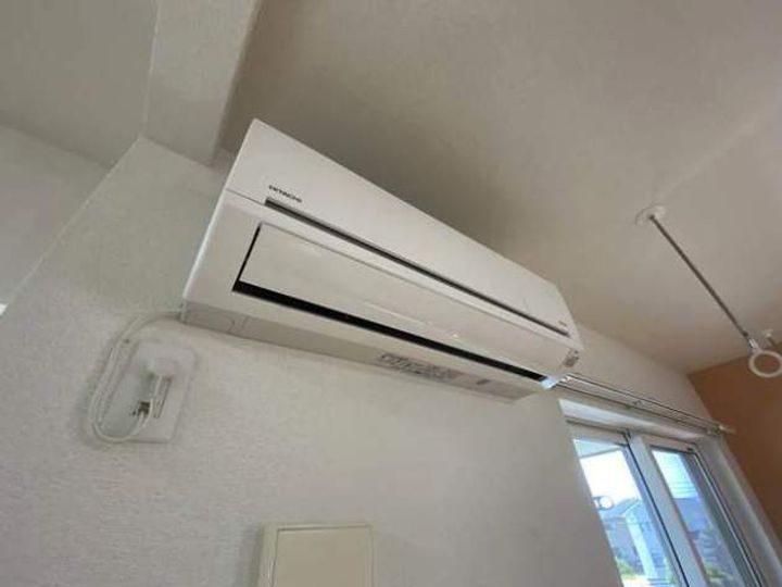 ブライトのその他画像