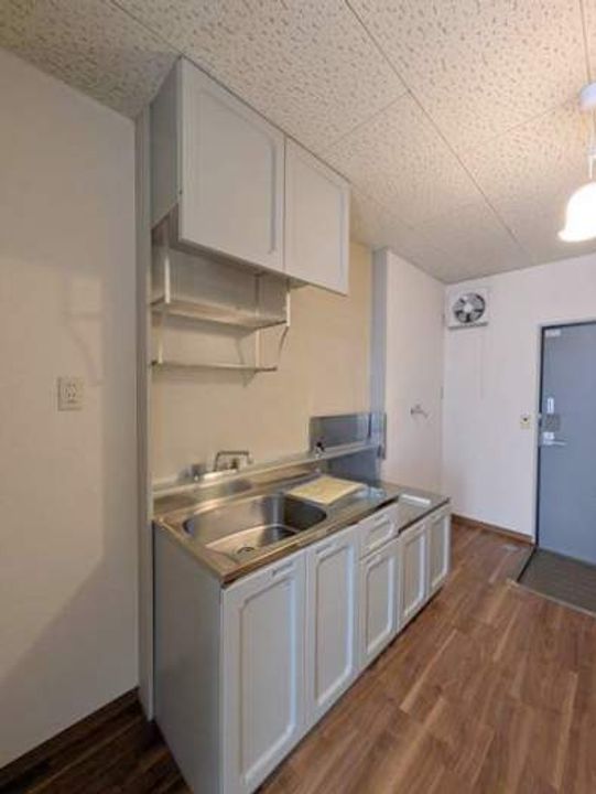 エポック鴨方105号室のキッチン