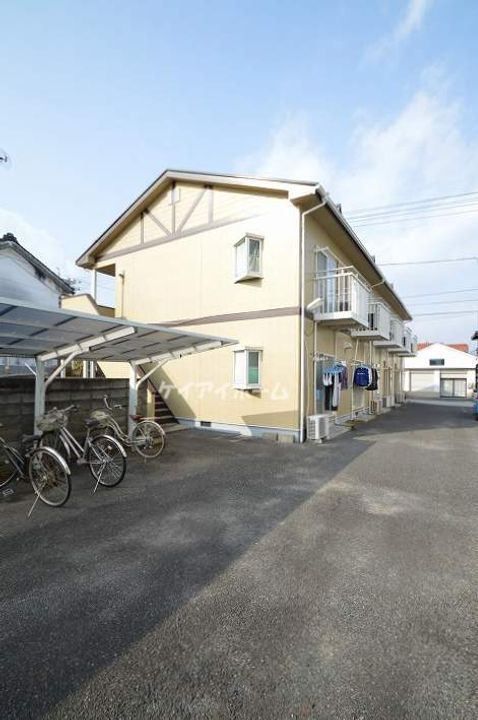 アルカディア総社の外観