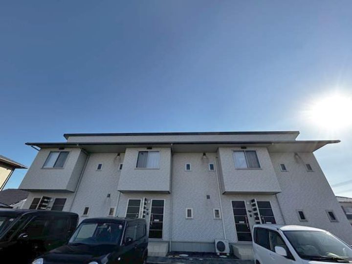 エルメゾン撫川202号室の外観