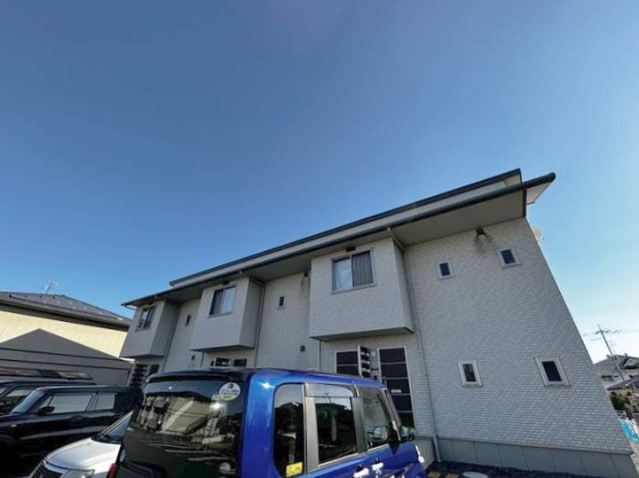 エルメゾン撫川202号室の外観