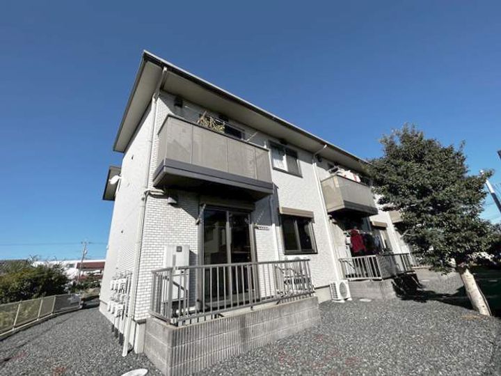 エルメゾン撫川202号室の外観
