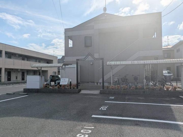 アムールパレスⅡの外観