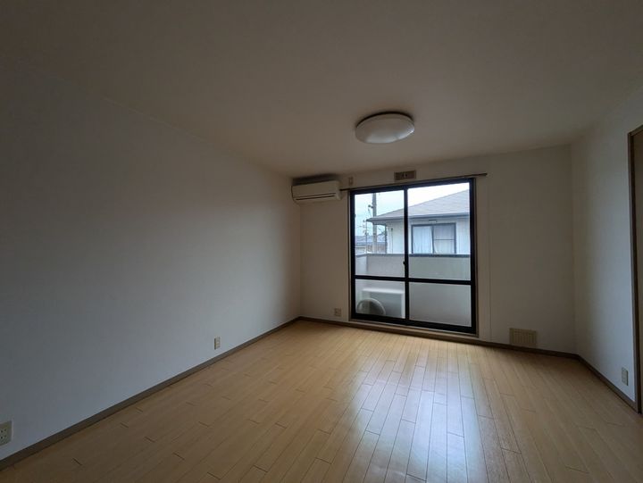 レイモンドサンヴィレッジD棟202号室の内装