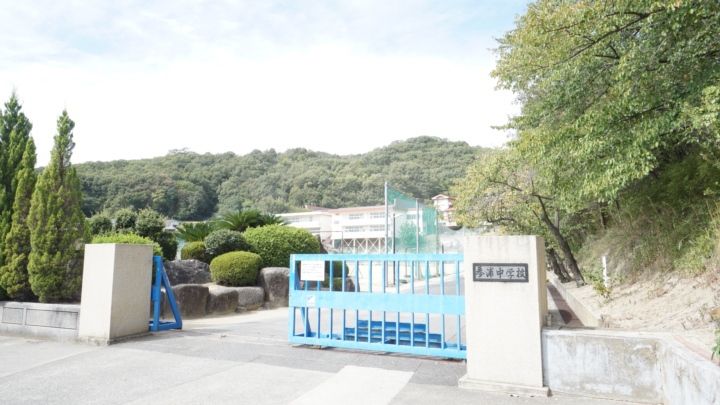 リヴィエールの周辺