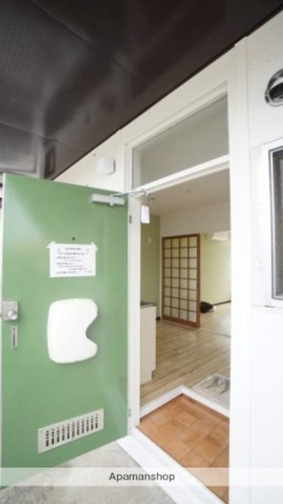 グランメリー倉敷201の玄関