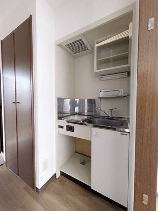 メゾン土倉パート Ⅲ201のキッチン