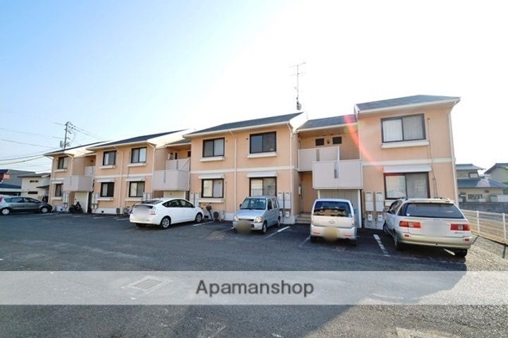 アザリア ハイタウン C106の外観