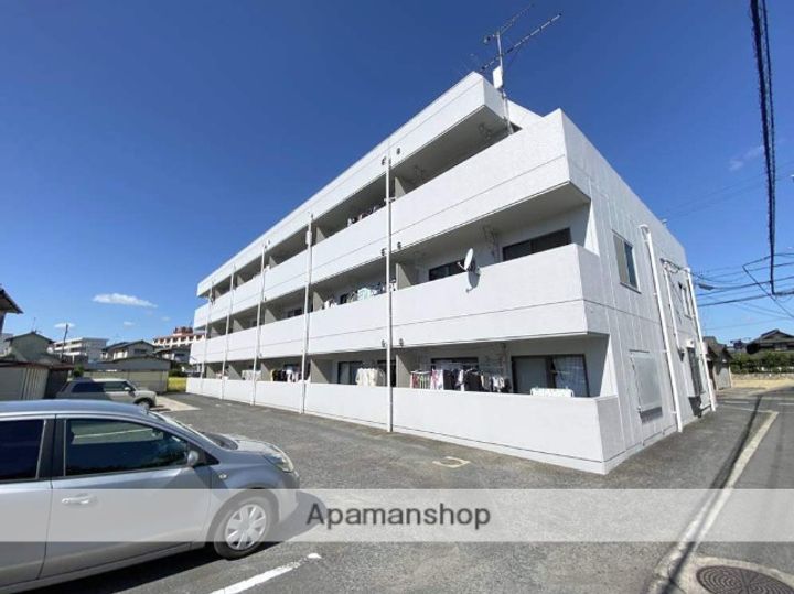 永信マンションの外観