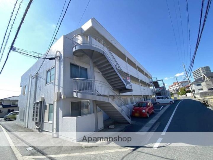 永信マンションの外観