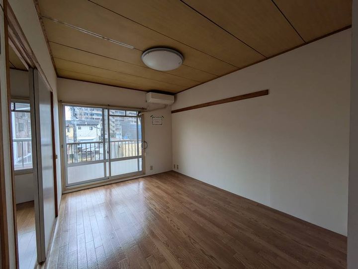 パナハイツかなや 1の居間