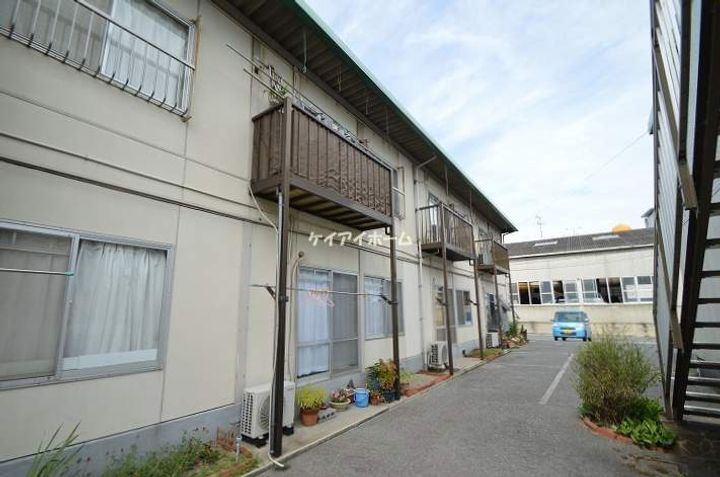 パナハイツかなや 1の外観