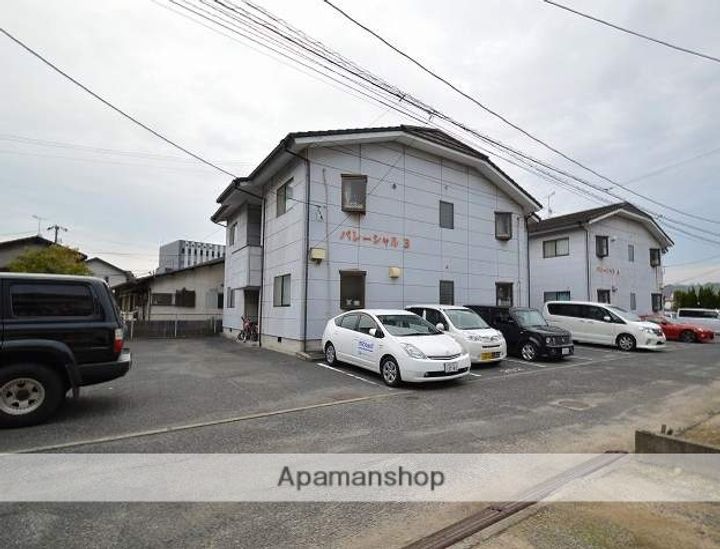 パレーシャルB101の外観