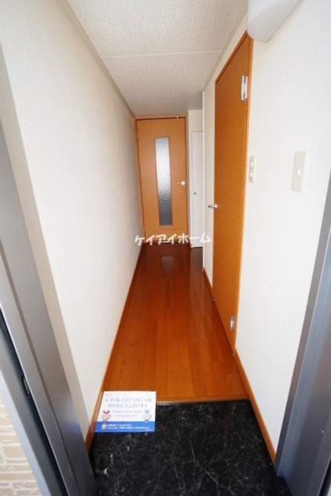 レオパレスそらの玄関