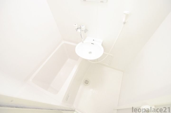 レオパレスセンチュリーの風呂