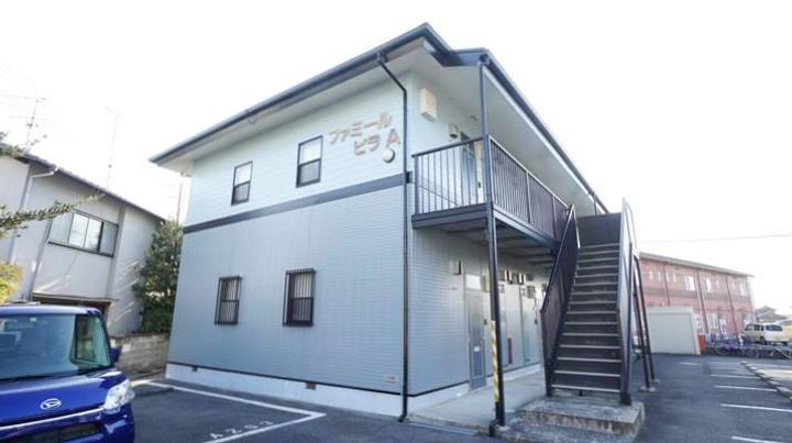 ファミール・ビラAの外観