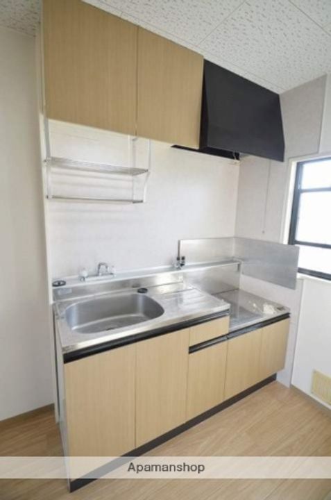 コーポクレアEE102のキッチン