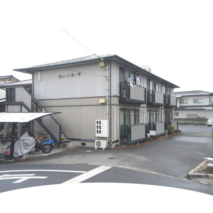 セレーノカーサ203号室の外観