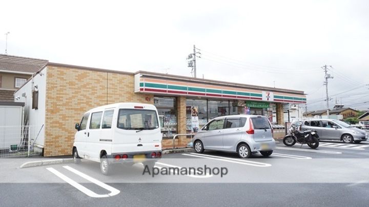 ミリアンヒルズ A棟301の周辺