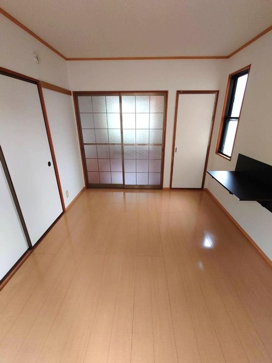 ドリーム神田の居間