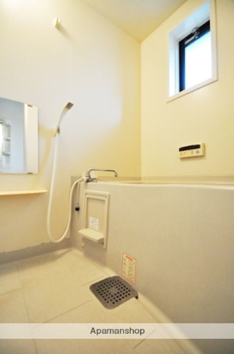 モントワール Bの風呂