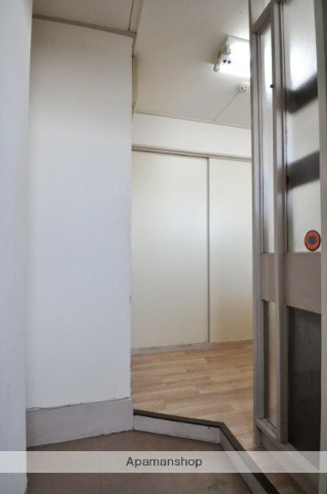 サンジェルマン富田町の玄関