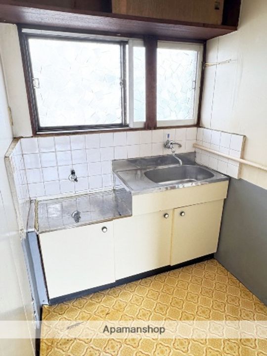 菱川コーポ205のキッチン