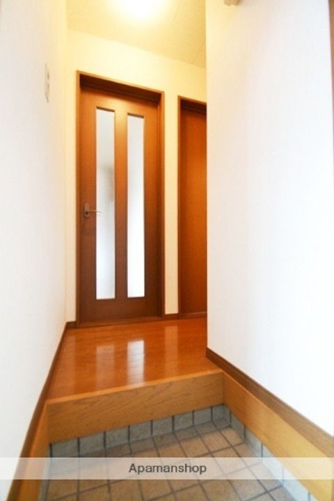 メゾンエスポアールC113の玄関