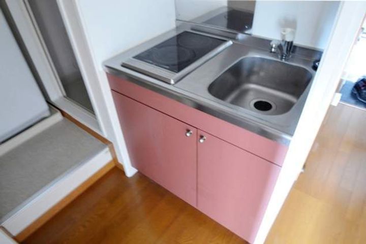 レオパレス栄のキッチン