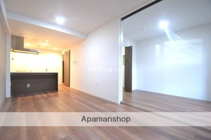 カサ・セグーラ田町(西川緑道公園)803の居間