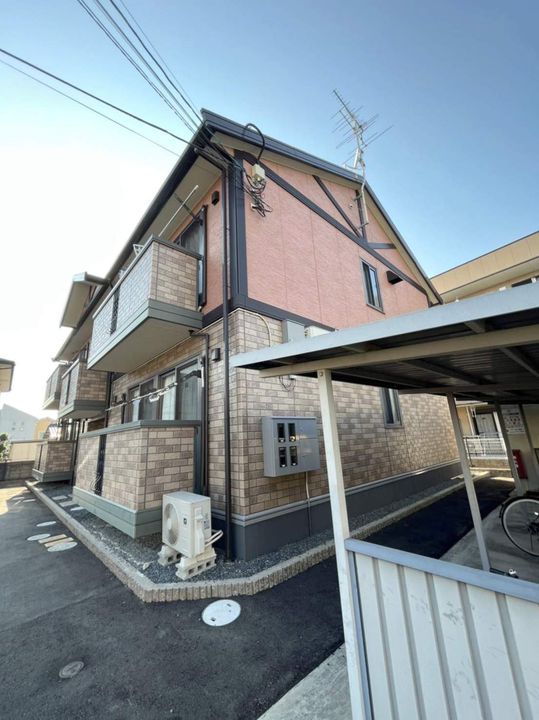 コンフォート A棟の外観